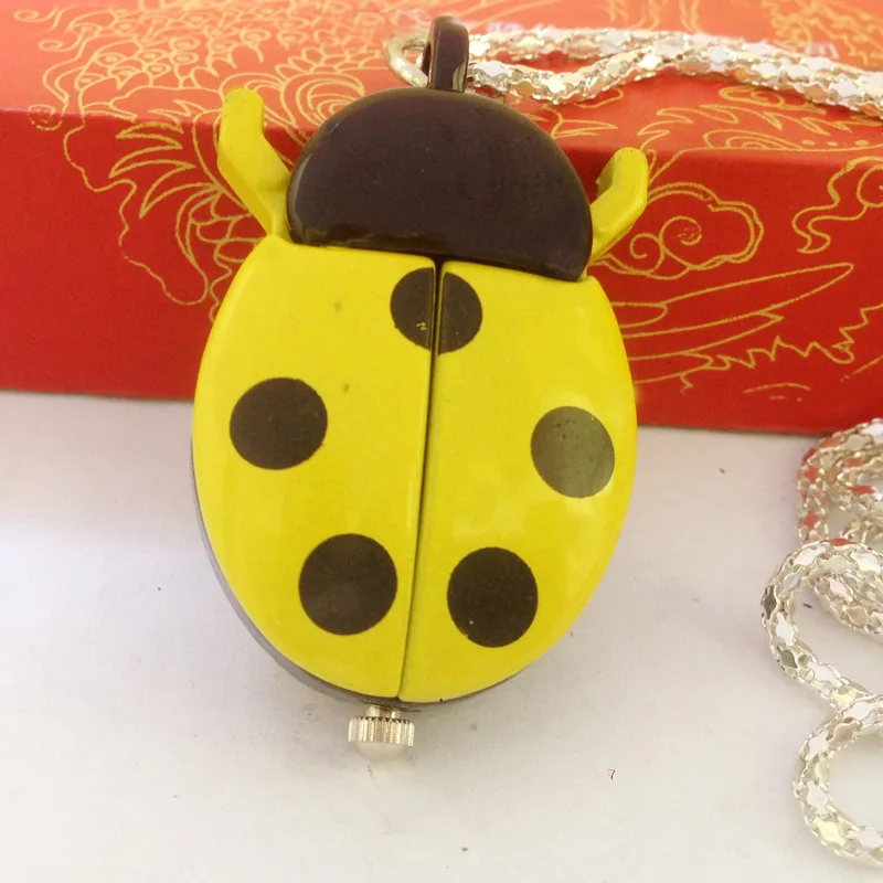 ساعة جيب على شكل خنفساء ذهبية، - مراجعة Jewelry Watches For Kids وسعره