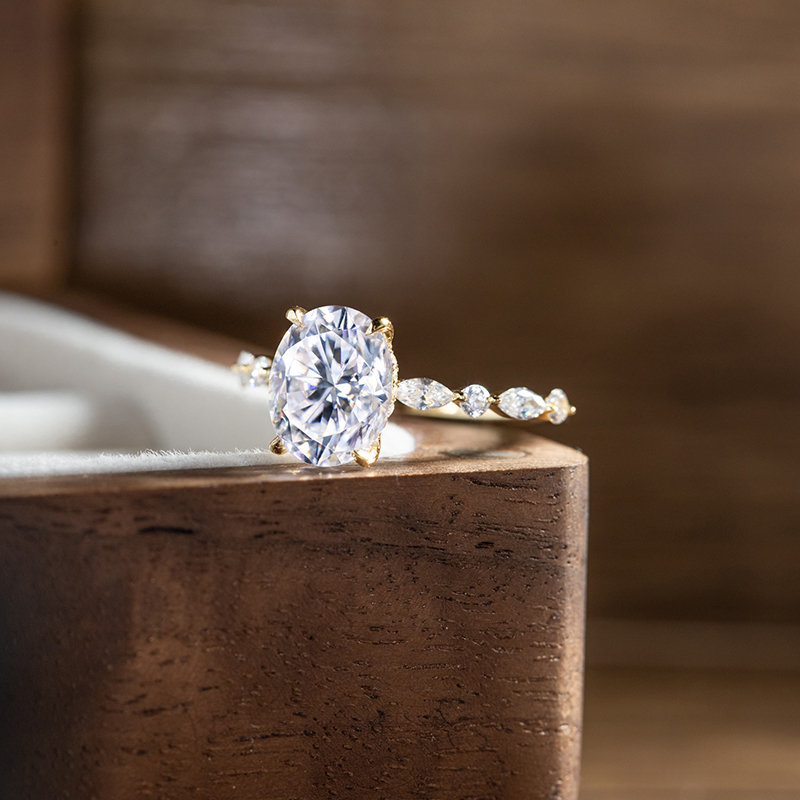 خاتم مويسانيتي أنيق بيضاوي الش - مراجعة Statement Cocktail Ring وسعره