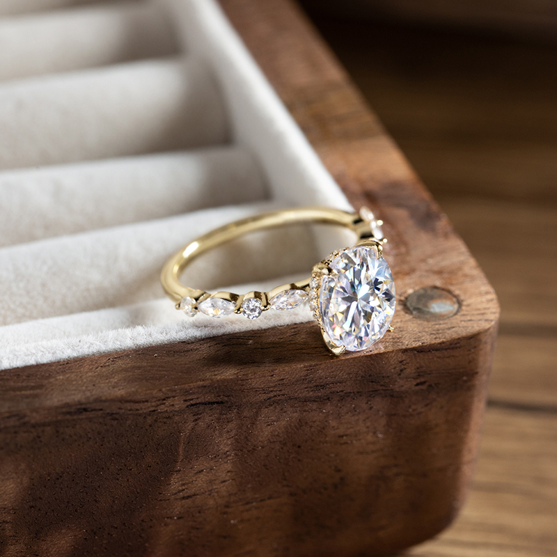 خاتم مويسانيتي أنيق بيضاوي الش - مراجعة Statement Cocktail Ring وسعره