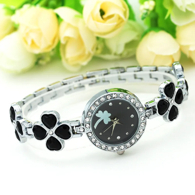 ساعة كوارتز نسائية مربعة من ال - مراجعة Jewelry Diamond Watches وسعره