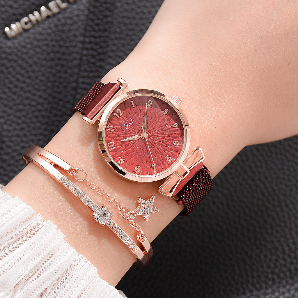مجموعة سوار نسائية ساعات كوارت - مراجعة Jewelry Watches Gold وسعره